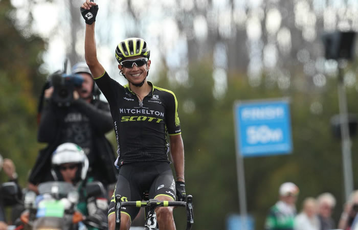 Esteban Chaves gana Herald Sun Etapa 3 (Ph. Michelton Scott tw)