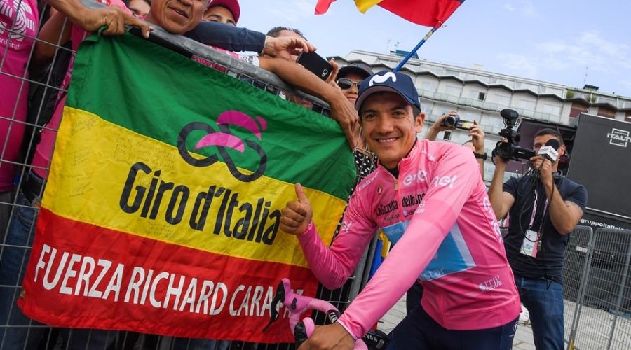 Richard Carapaz - Etapa 15 - Ph. Giro d'Italia - Escarabajos Colombianos