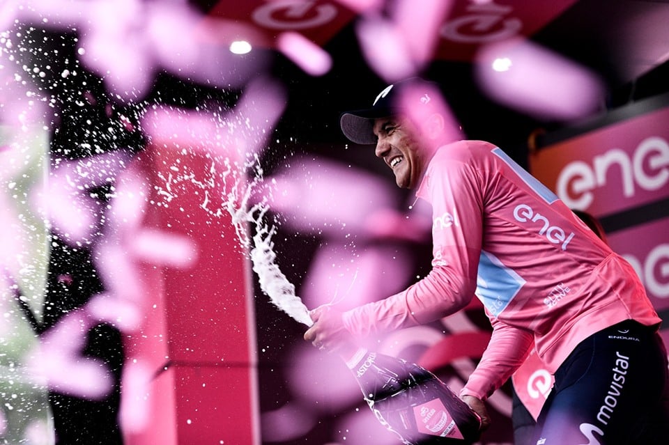 Richard-Carapaz - Giro de Italia etapa 14 Podio (Ph. Giro d'Italia)- Escarabajos Colombianos