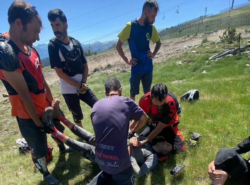 Joaquim Purito Rodríguez se accidenta mientras practicaba  Downhill