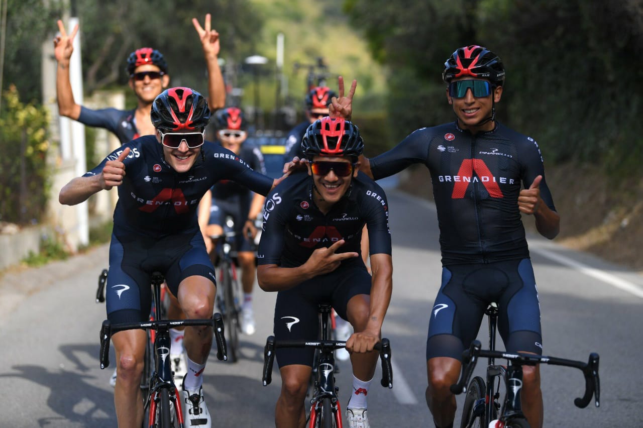 Cárdenas, Egan, Carapaz Tour de Francia 2020-Ph: Team Ineos-www.ciclismocolombiano.com