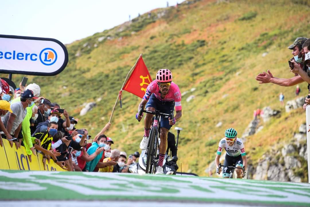 Martínez Kamna etapa 13 Tour de Francia 2020 - ph. Le Tour fb - www.ciclismocolombiano.com
