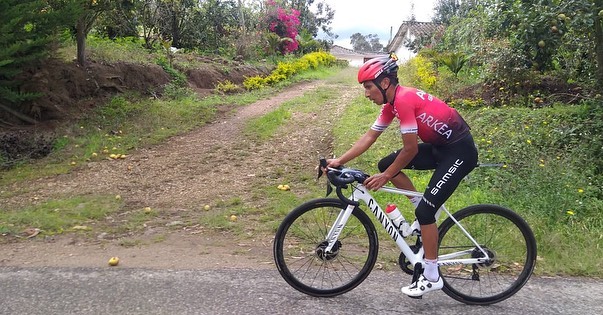 Nairo Quintana recuperación operación en las rodillas