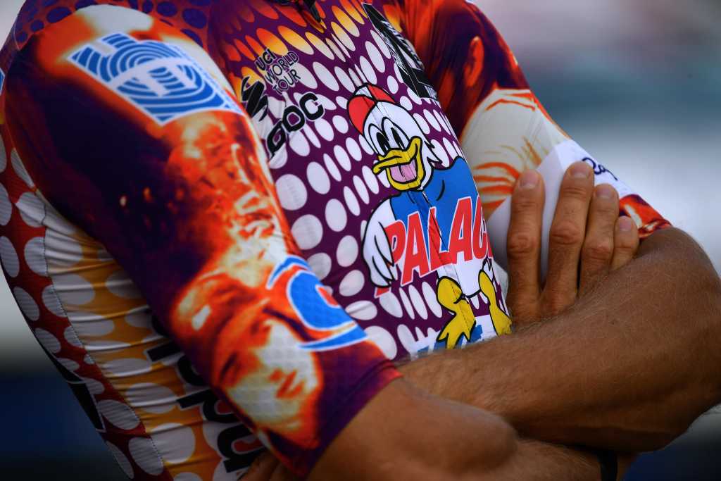 Valor Uniforme EF Palace Giro