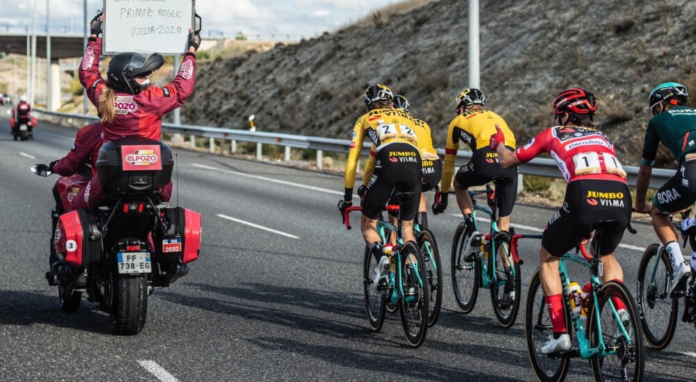 Carapaz desespero Jumbo Visma Vuelta 2020