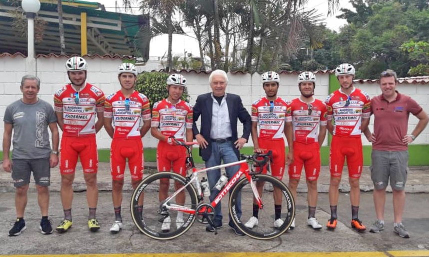 Gianni Savio advertencia ciclismo italiano Androni