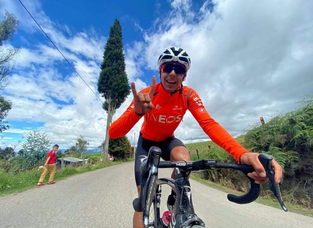 colombianos compañerismo UAE 2021