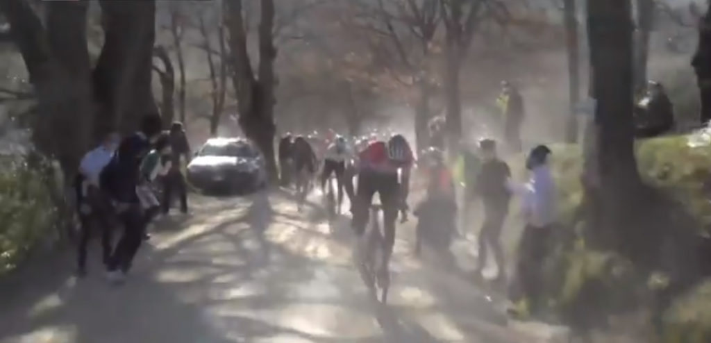 arranconazo Van der Poel Egan Bernal Strade Bianche 2021