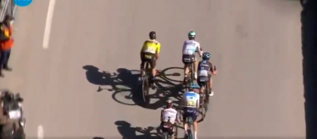 Roglic fogonazo etapa reina París Niza 2021