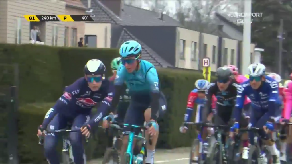 pelea Tour Flandes 2021 Alpecin Astana