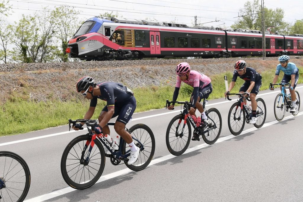diferencias favoritos etapa 14 Giro 2021