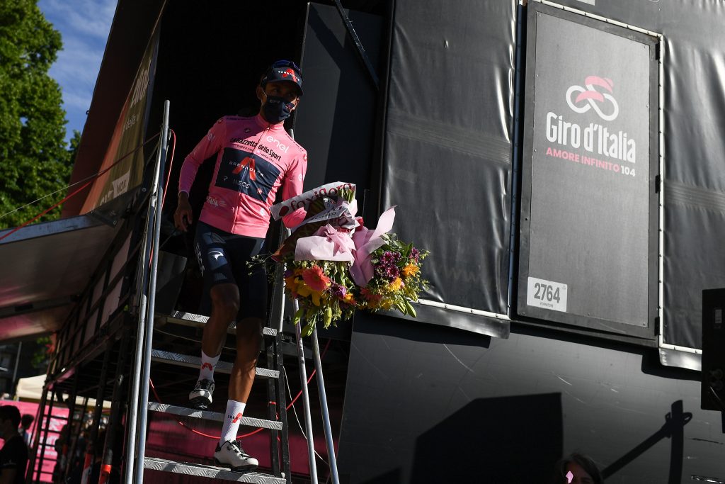 Egan Bernal rivales sterrato