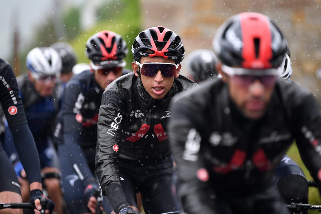Egan Bernal inesperada sorpresa etapa 4 Giro 2021 foto