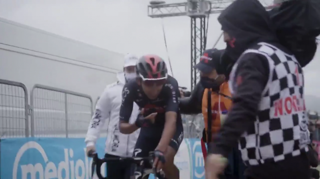Egan Bernal reacción etapa 9 Giro 2021