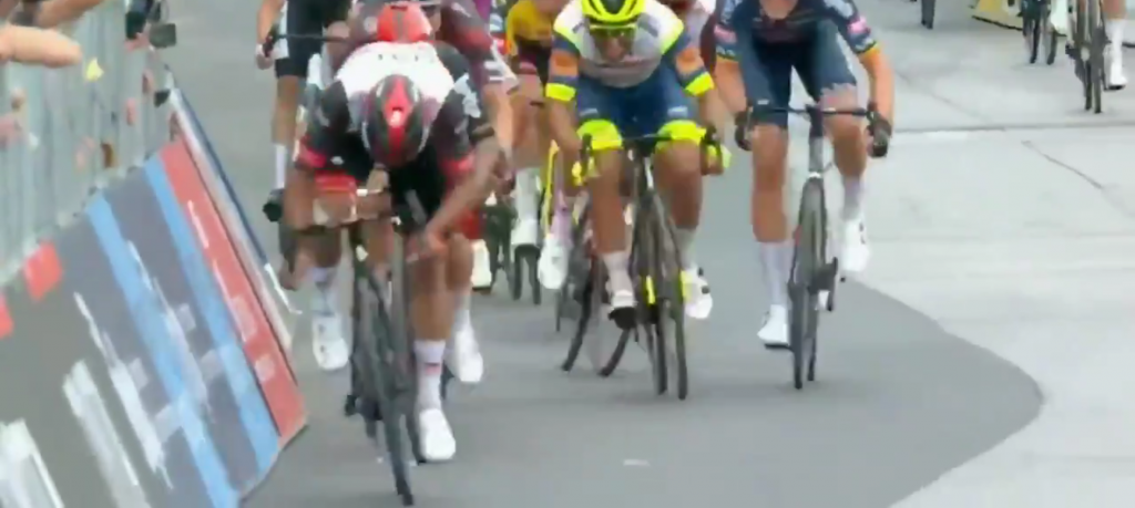 Gaviria vacía etapa 7 Giro de Italia 2021
