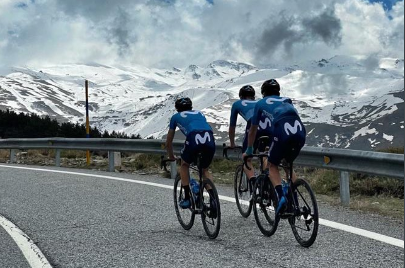 Marc Soler líder Movistar Giro de Italia 2021 foto