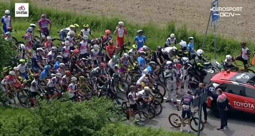 etapa 15 retiro top 10 Giro de Italia 2021