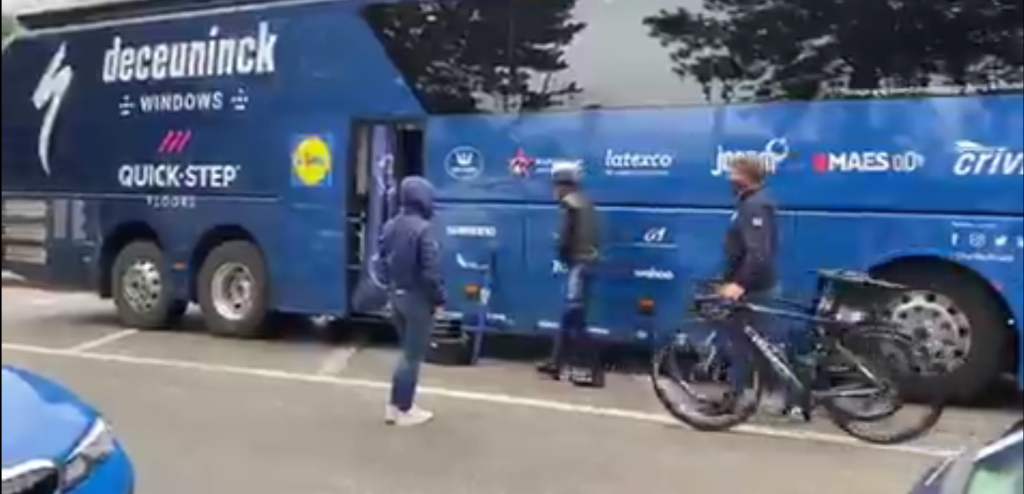 Remco Evenepoel congelado etapa 16 Giro de Italia 2021