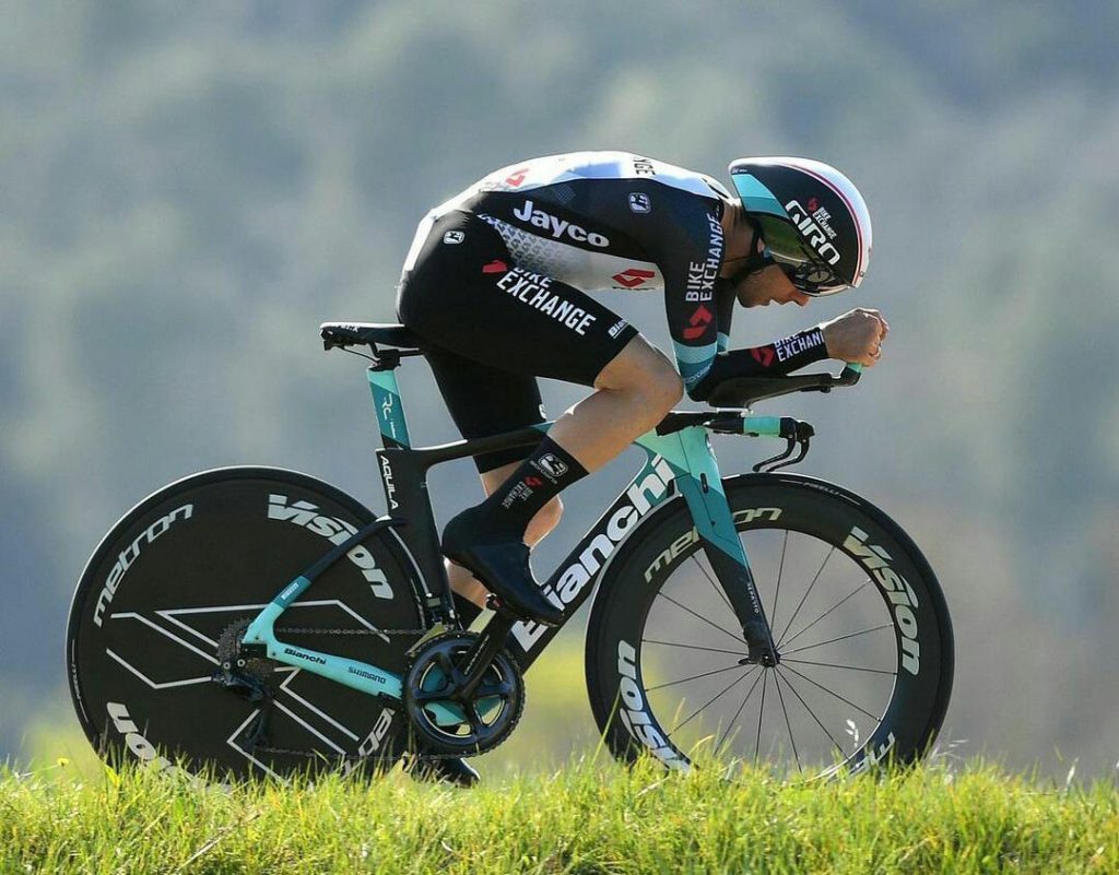 Simon Yates supera crono etapa 1 Giro 2021