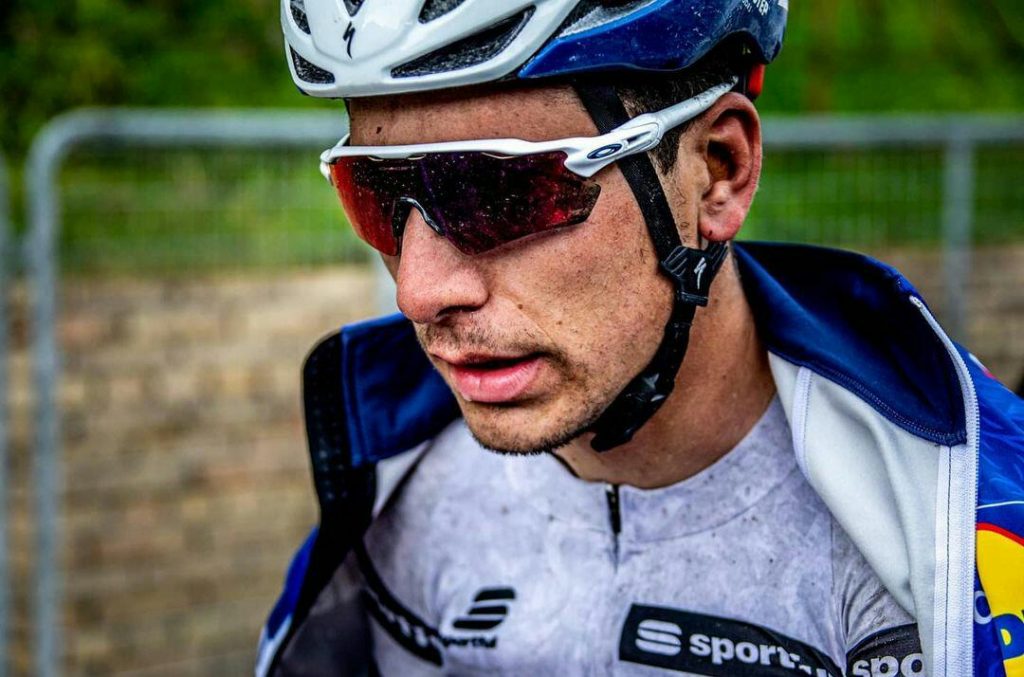 tras ataque de Egan favorito despide Giro 2021
