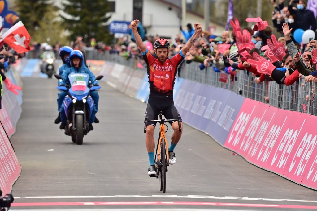 Damiano caruso gana etapa