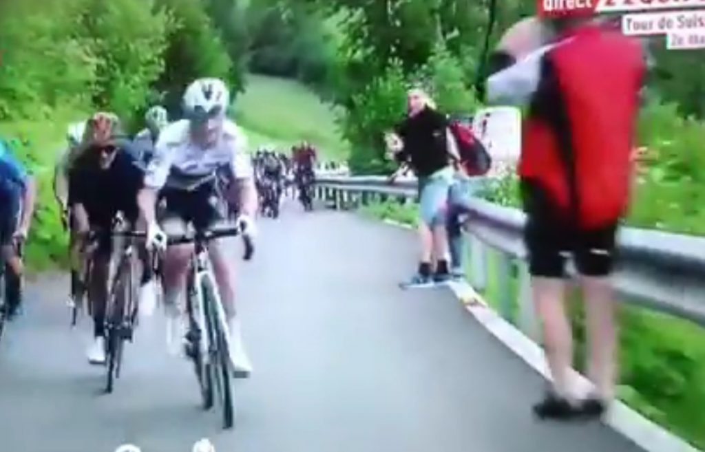 Julian Alaphilippe Richard Carapaz etapa 2 Tour Suiza 2021