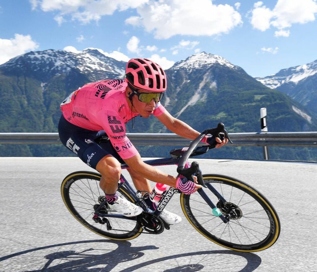 Rigoberto Urán durante el Tour de Suiza 2021