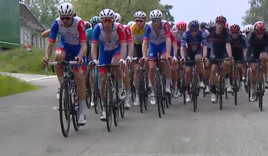 van der Poel gana etapa 2 Tour de Suiza 2021