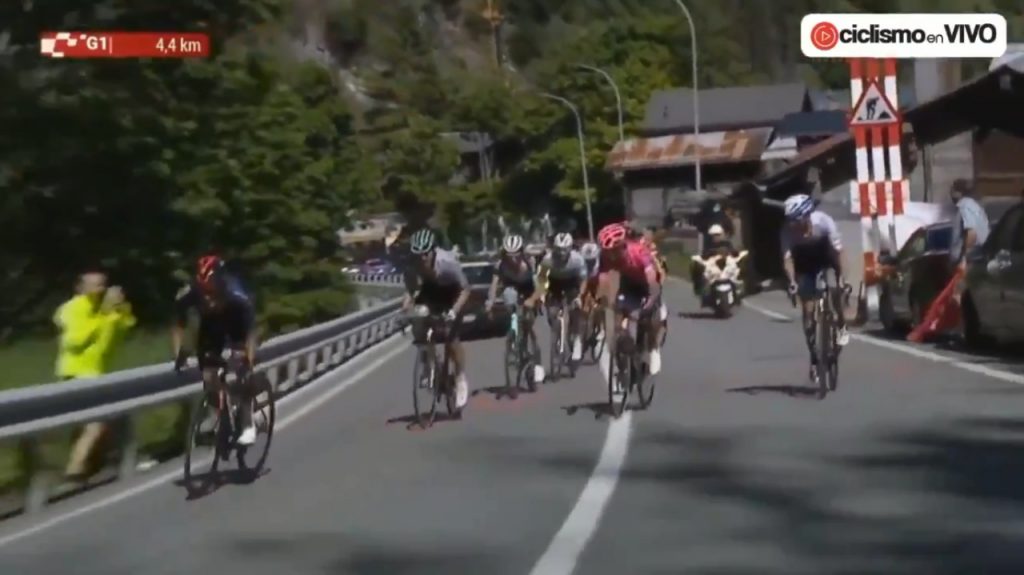 Schachmann Carapaz ataque Tour de Suiza 2021