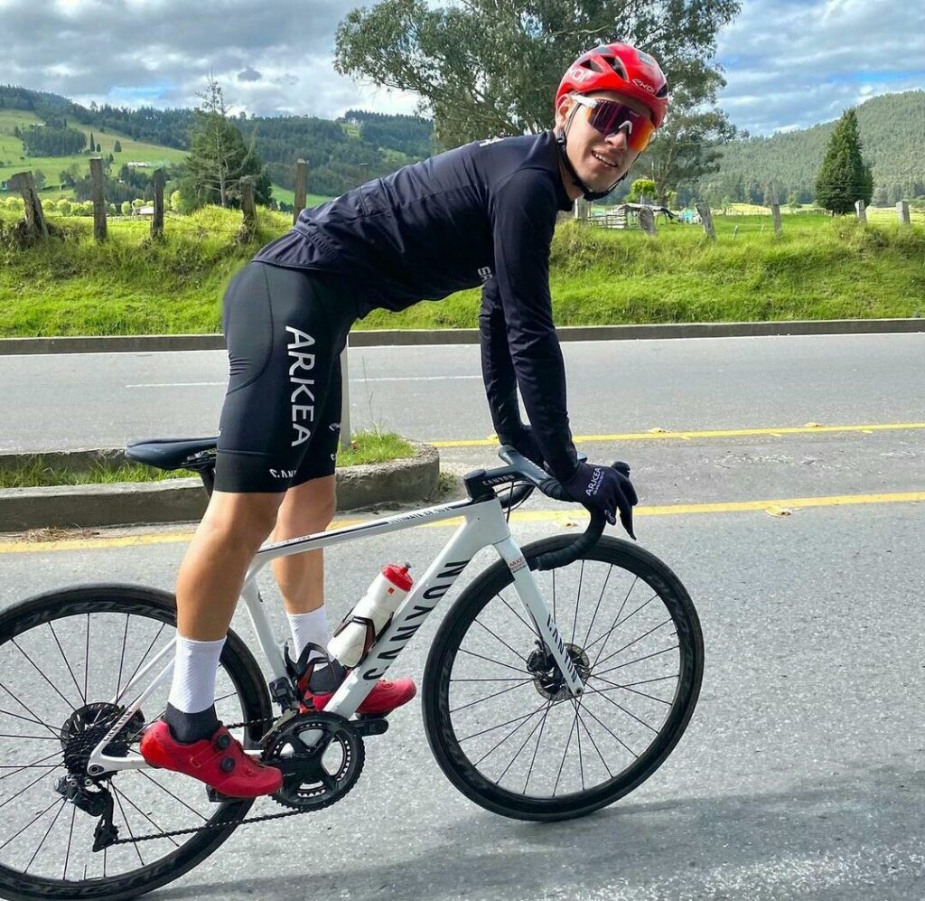ciclistas colombianos corren Europa campeonatos Ruta 2021