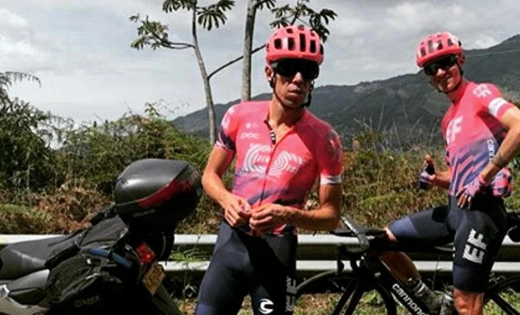 Rigoberto Urán salva de caídas etapa 1 Tour 2021