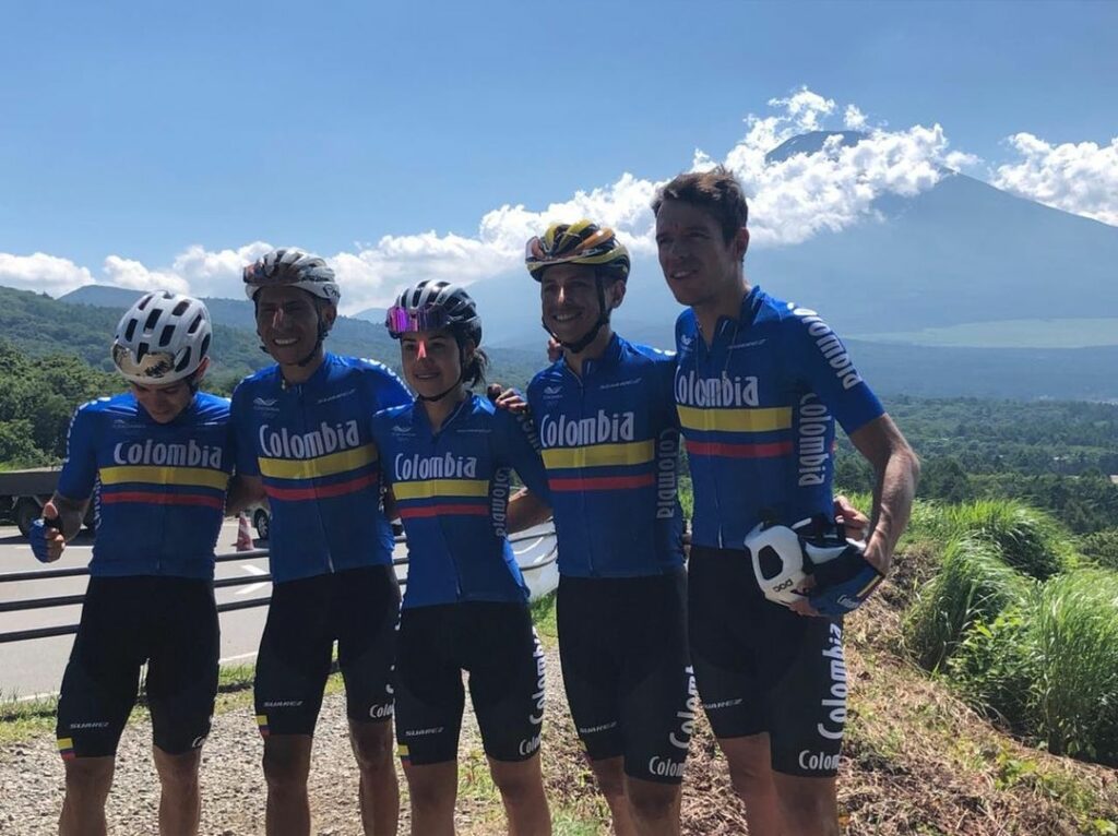 La Selección Colombia de ciclismo que participó en la prueba de ciclismo en ruta durante los Juegos Olímpicos Tokio 2020