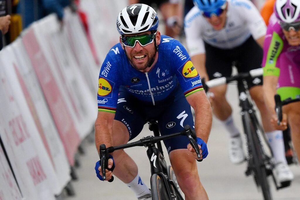 Cavendish disculpa mecánico equipo gritó Tour 2021