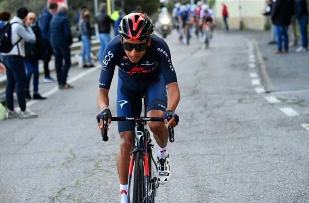 Egan Bernal Vuelta 2021 tremenda subida