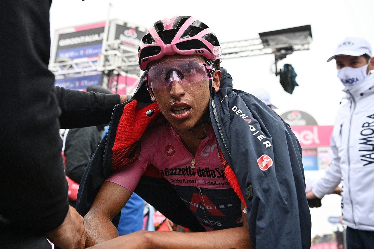Egan Bernal llegando en Italia