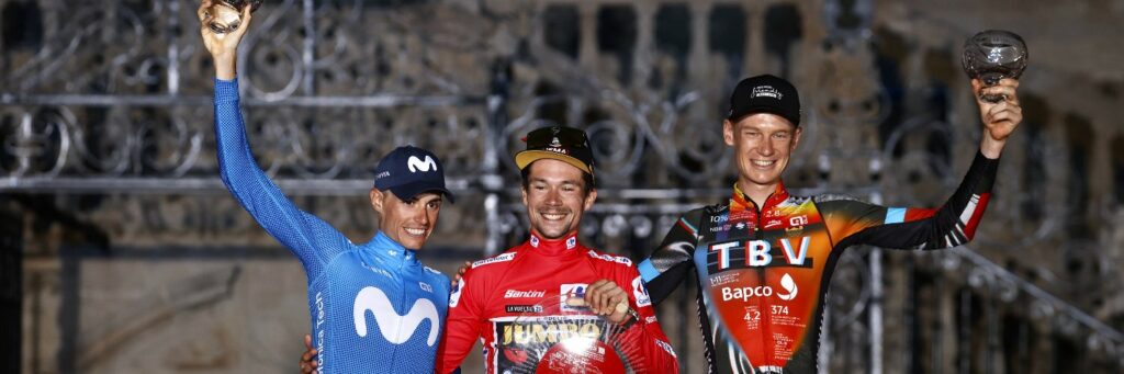 Pirmoz Roglic podio Vuelta a España 2021