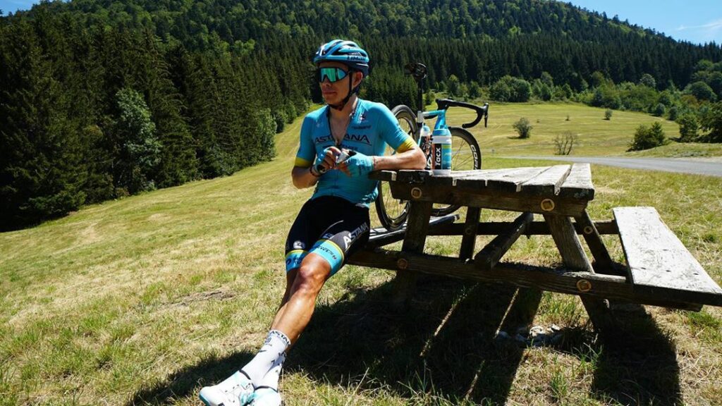 SUpemran L´+opez astana descanando