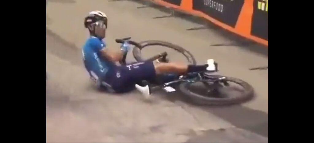 Valverde caídarueda moviéndose