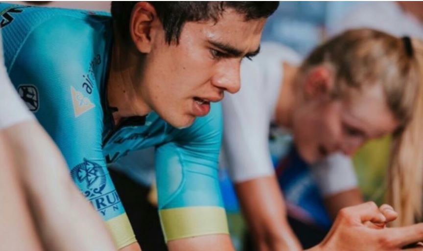 Harold Tejada es renovado por el Astana de cara al 2022