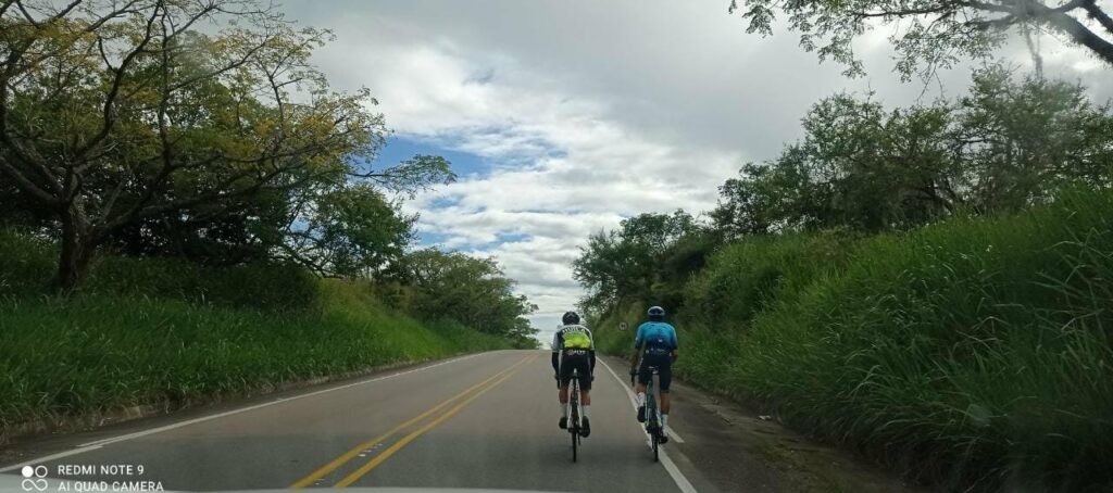 Harold Tejada es renovado por el Astana de cara al 2022