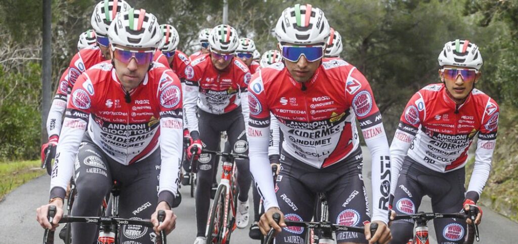 Androni Giocattoli y el tercer colombiano que agrega a sus filas de cara al 2022