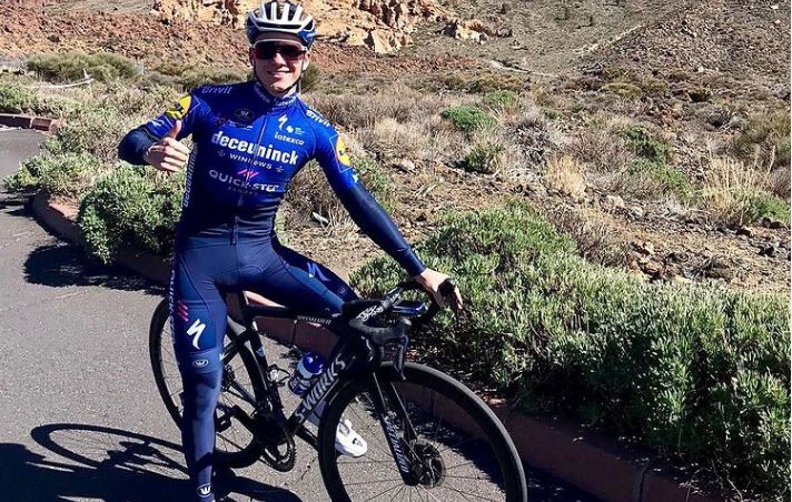 Evenepoel llega al 2022 en un mejor nivel que el 2020, afirman desde el Quick Step