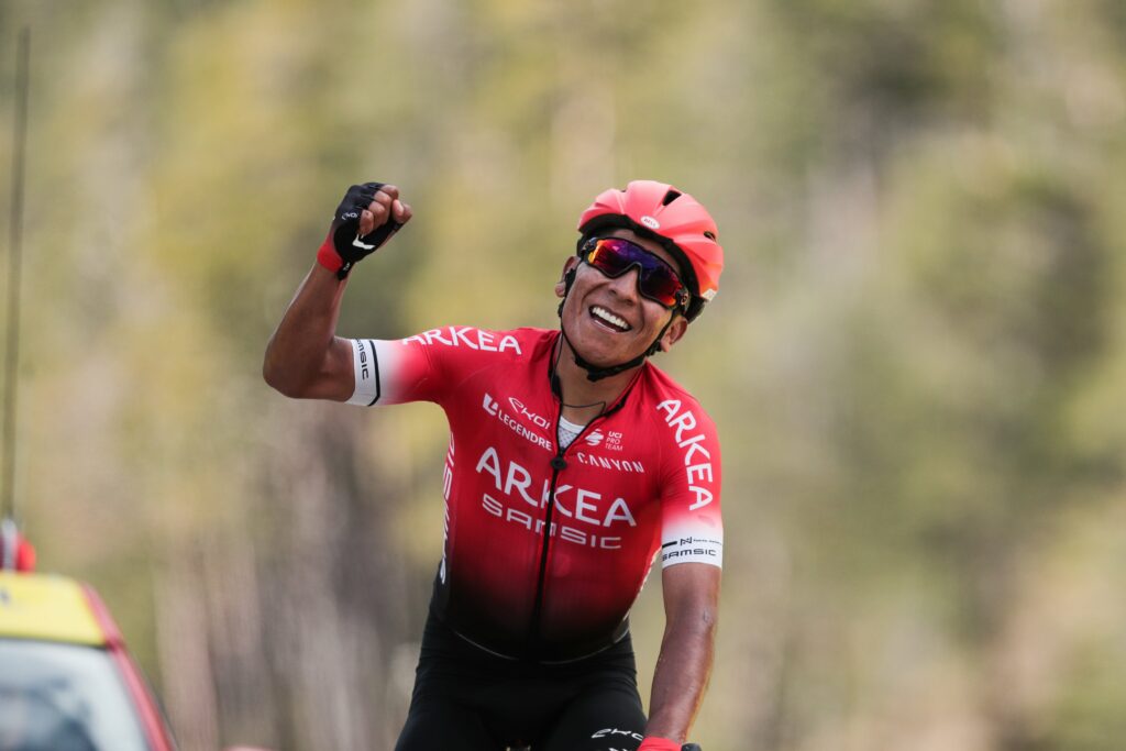 Nairo Quintana y el emotivo momento que vivió con una fan que lloró al poder conocerlo