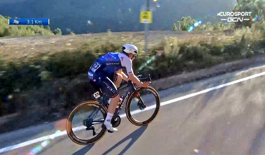 Así fue el ataque de Remco Evenepoel en la etapa 1 de La Vuelta a La Comunitat Valenciana 2022