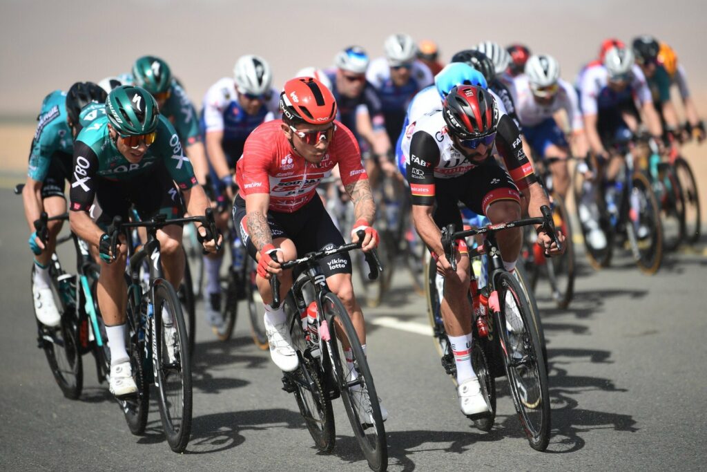 Fernando Gaviria competirá frente a Cavendish en el Tour de Omán 2022