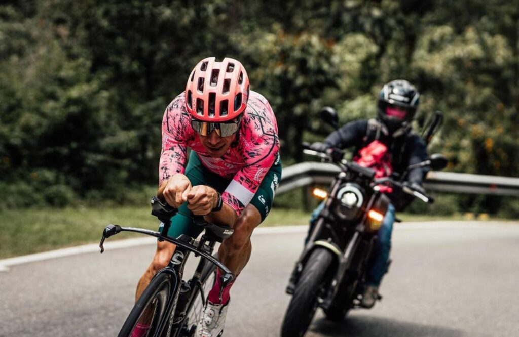 Rigoberto Urán en pista