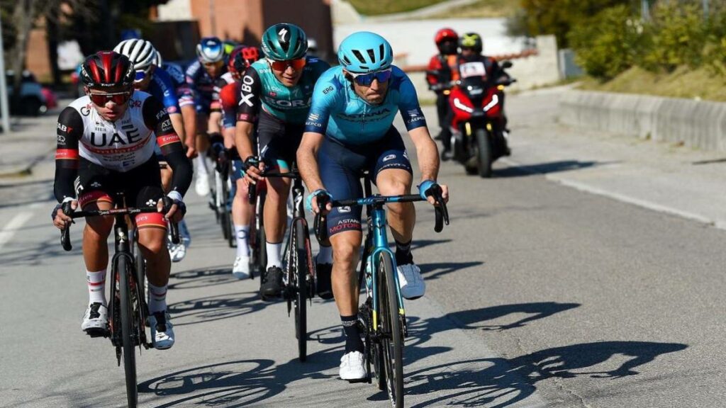 Vincenzo Nibali en su bicicleta