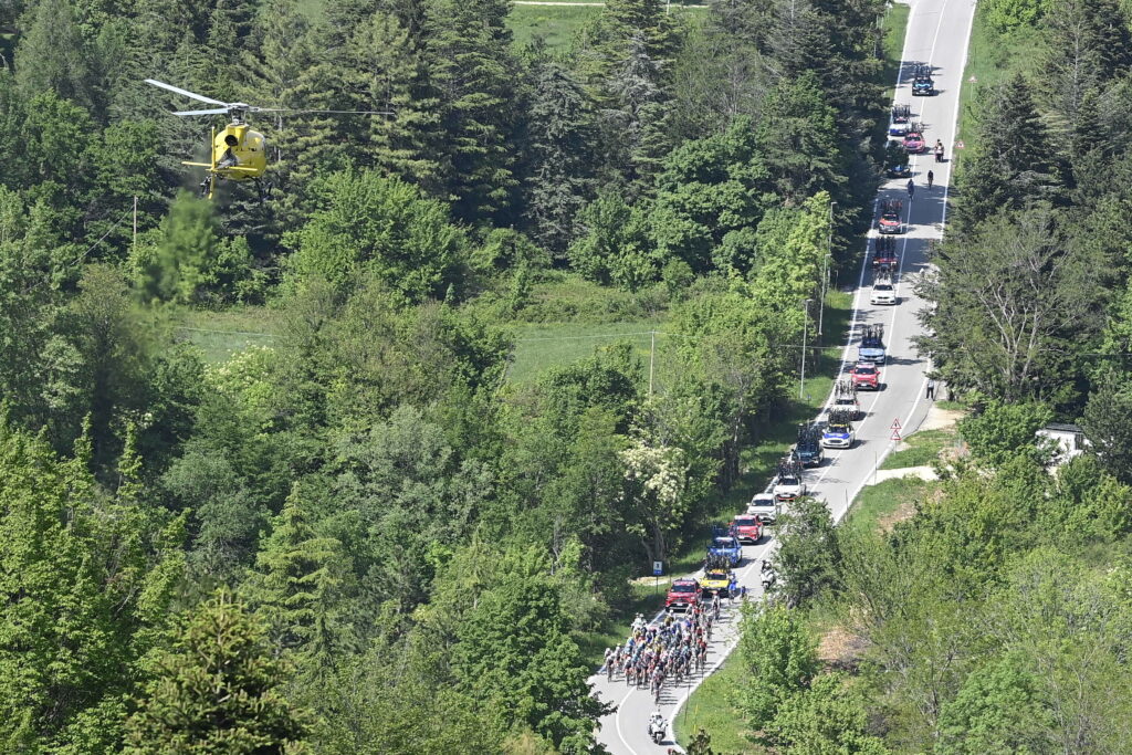 Pelotón en carrera