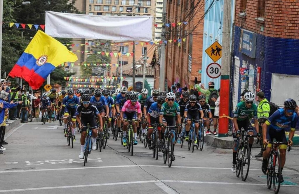 Vuelta a Colombia en acción